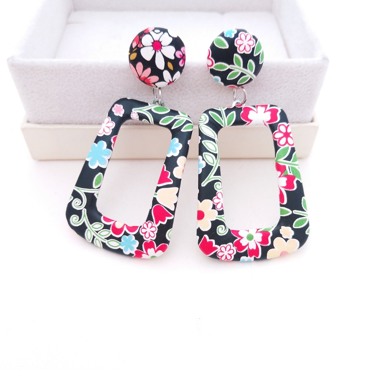 Fashion Retro Geometric PU Female Dangle Earrings