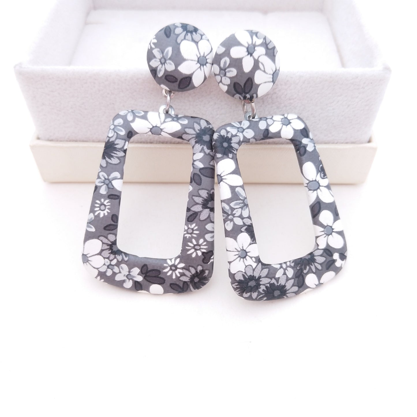 Fashion Retro Geometric PU Female Dangle Earrings