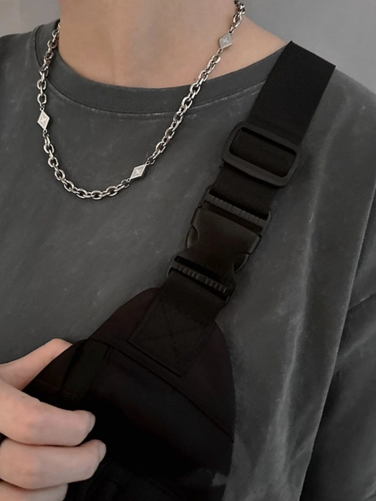 Men's Hip Hop Style Autumn And Winter High-grade Asterism Diamond Sweater Chain